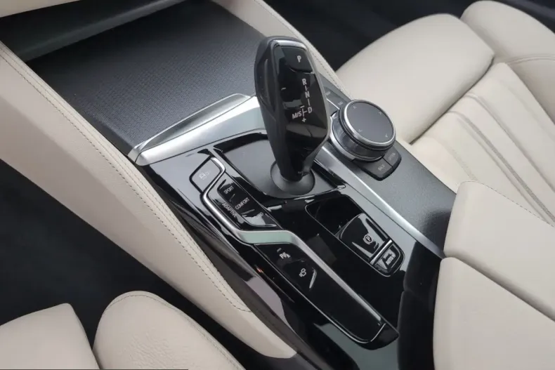 BMW M550 (Seria 5) din 2023 cu 44.970 km - oferta BMW236904 - foto 12