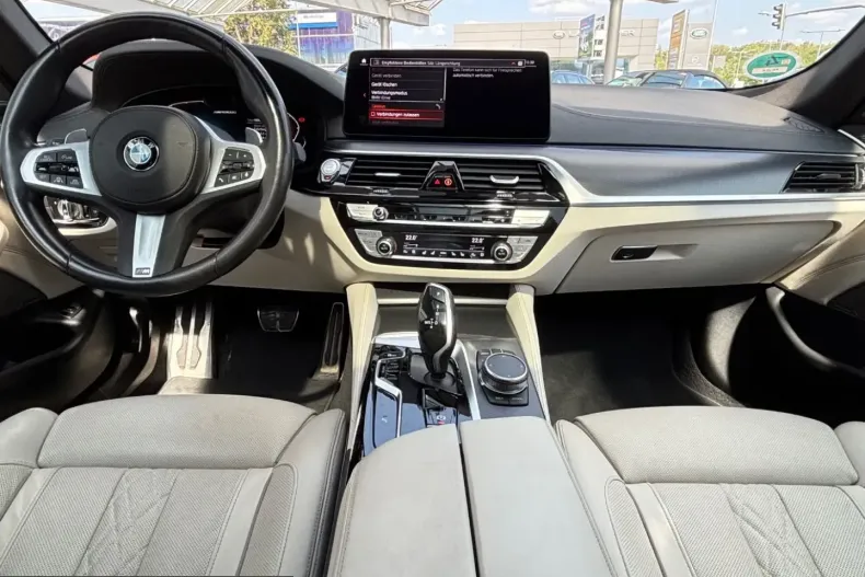 BMW M550 (Seria 5) din 2023 cu 48.909 km - oferta BMW236906 - foto 9
