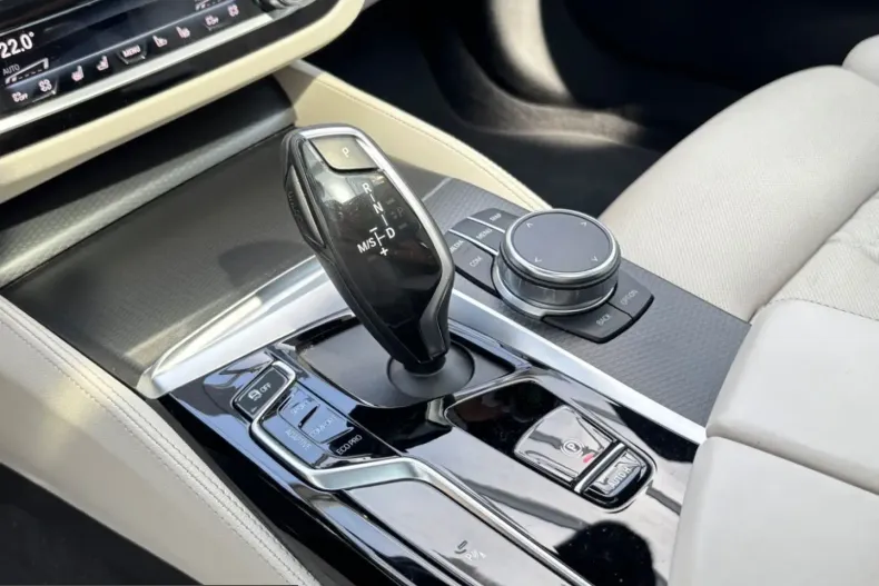 BMW M550 (Seria 5) din 2023 cu 48.909 km - oferta BMW236906 - foto 14