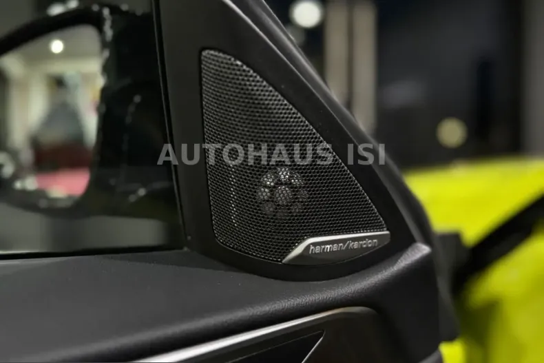 BMW M4 (Seria 4) din 2024 cu 14.900 km - oferta BMW236914 - foto 19