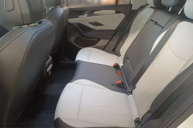 Volkswagen Tiguan din 2025 cu 13.538 km - oferta VOL236915 - foto 8