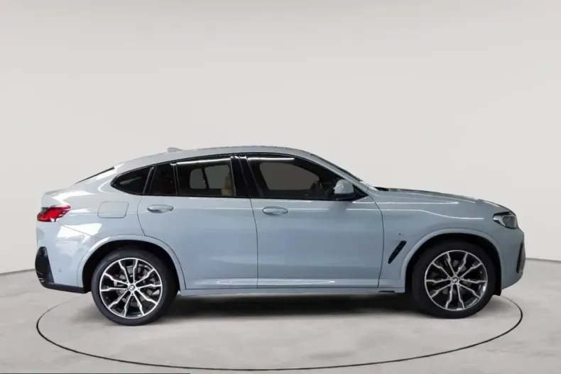 BMW X4 (Seria X) din 2023 cu 89.598 km - oferta BMW236937 - foto 3