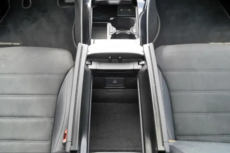 Mercedes-Benz CLE 200 (Clasa CLE) din 2025 cu 19.999 km - oferta MER236942 - foto 14