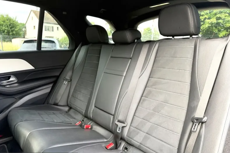 Mercedes-Benz GLE 350 (Clasa GLE) din 2022 cu 103.000 km - oferta MER236945 - foto 17