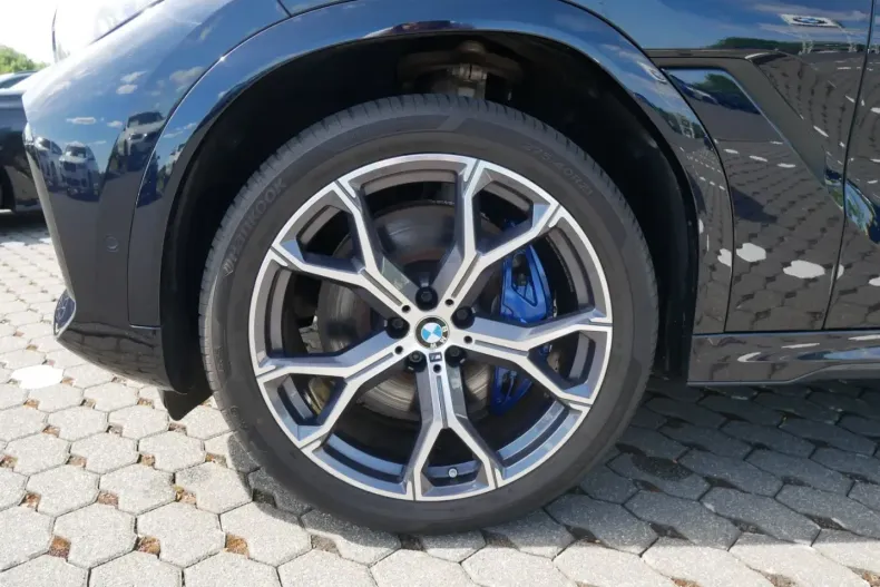 BMW X6 (Seria X) din 2023 cu 68.452 km - oferta BMW236951 - foto 7