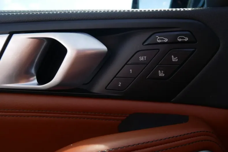 BMW X6 (Seria X) din 2023 cu 68.452 km - oferta BMW236951 - foto 10