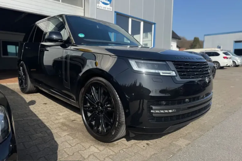 Land Rover Range Rover din 2024 cu 36.000 km - oferta LAN236954 - foto 2