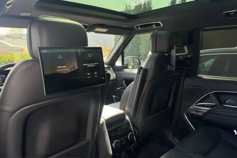Land Rover Range Rover din 2024 cu 36.000 km - oferta LAN236954 - foto 11