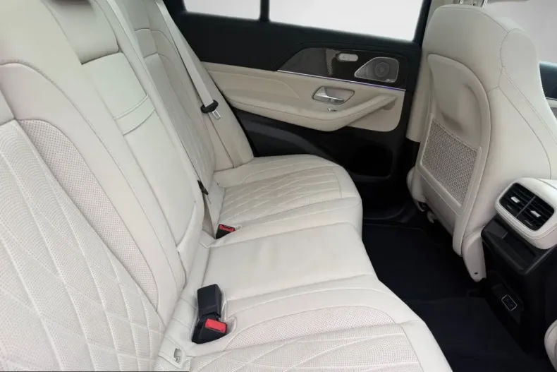 Mercedes-Benz GLE 53 AMG (Clasa GLE) din 2025 cu 27.513 km - oferta MER236955 - foto 23