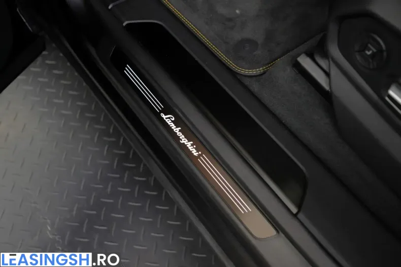 Lamborghini Urus din 2025 cu 1.290 km - oferta LAM236959 - foto 32