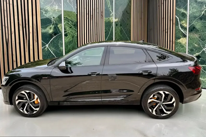 Audi e-tron din 2021 cu 99.277 km - oferta AUD236965 - foto 2