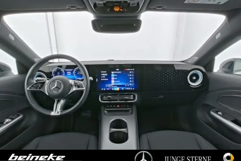 Mercedes-Benz CLA 250 (Clasa CLA) din 2025 cu 15.315 km - oferta MER236968 - foto 7