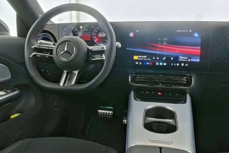 Mercedes-Benz CLA 250 (Clasa CLA) din 2025 cu 10.352 km - oferta MER236974 - foto 5