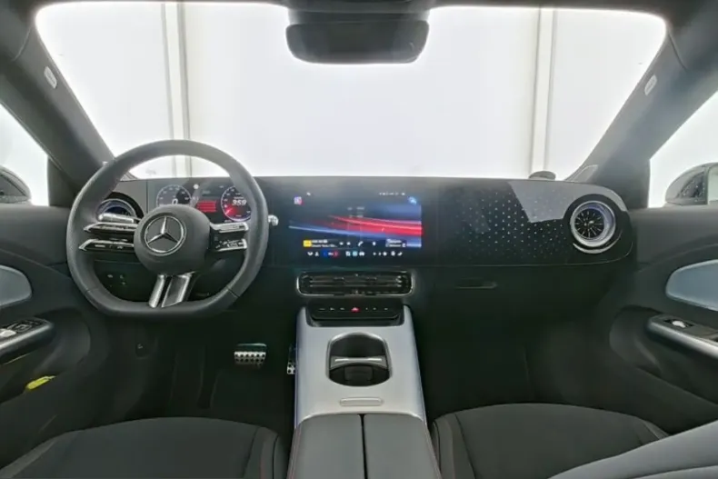 Mercedes-Benz CLA 250 (Clasa CLA) din 2025 cu 10.352 km - oferta MER236974 - foto 6