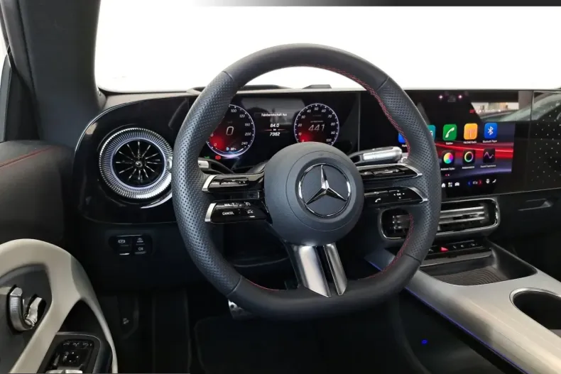Mercedes-Benz CLA 250 (Clasa CLA) din 2025 cu 7.350 km - oferta MER236975 - foto 8