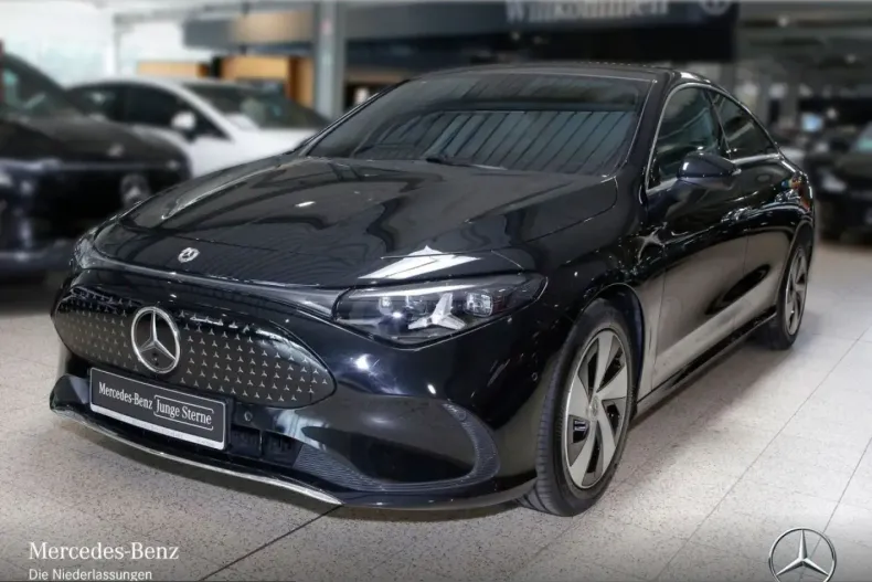 Mercedes-Benz CLA 250 (Clasa CLA) din 2025 cu 13.923 km - oferta MER236985 - foto 1
