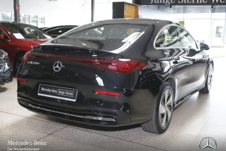 Mercedes-Benz CLA 250 (Clasa CLA) din 2025 cu 13.923 km - oferta MER236985 - foto 2