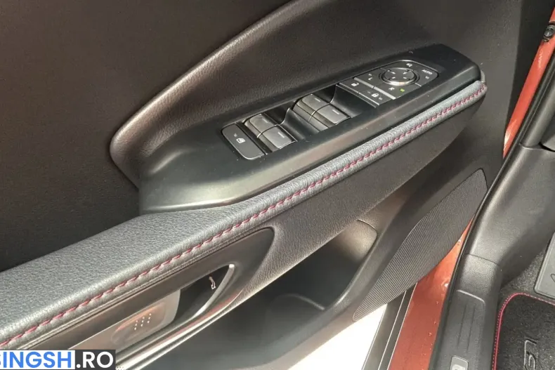 Lexus LBX din 2025 cu 13.600 km - oferta LEX236986 - foto 11
