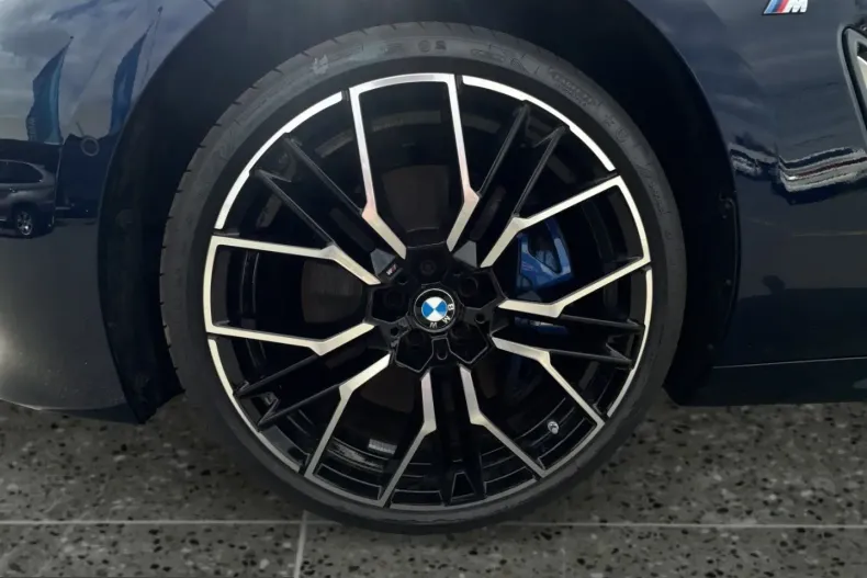 BMW M850 (Seria 8) din 2025 cu 25.551 km - oferta BMW236991 - foto 9