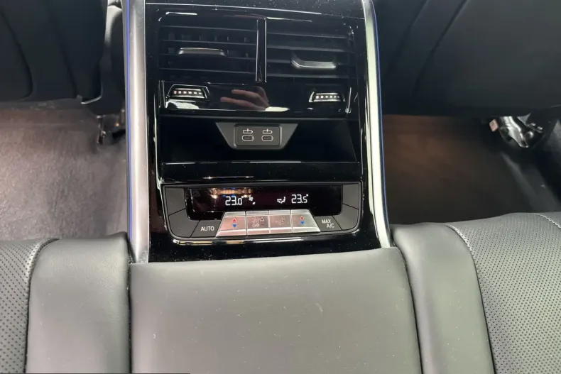 BMW M850 (Seria 8) din 2025 cu 25.551 km - oferta BMW236991 - foto 24