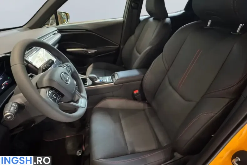 Lexus LBX din 2025 cu 8.000 km - oferta LEX236997 - foto 12