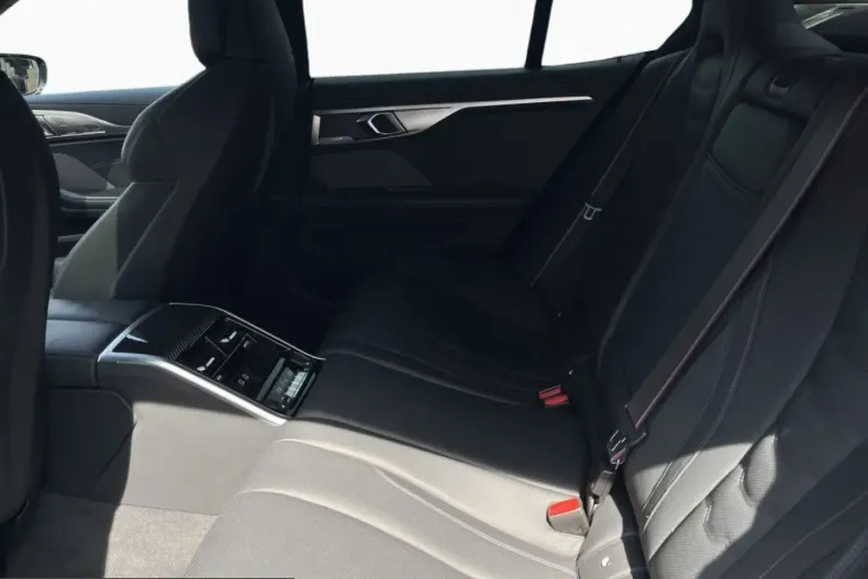 BMW M850 (Seria 8) din 2023 cu 63.500 km - oferta BMW237000 - foto 8