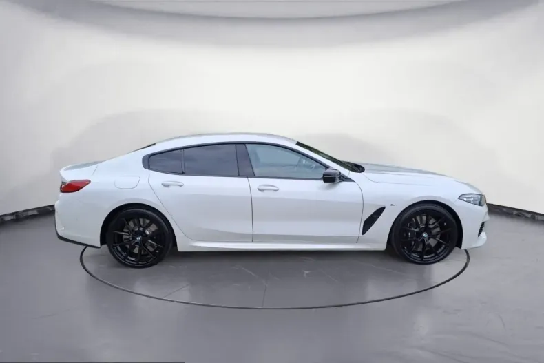 BMW M850 (Seria 8) din 2023 cu 21.246 km - oferta BMW237006 - foto 5