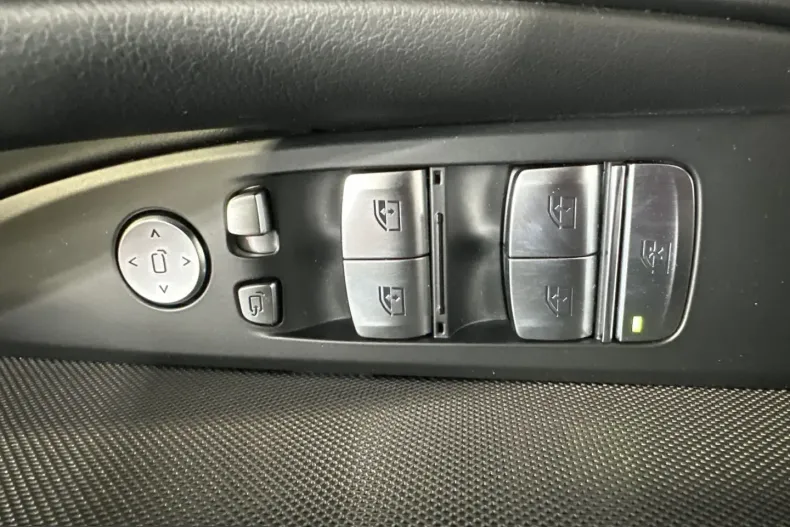BMW 840 (Seria 8) din 2023 cu 38.450 km - oferta BMW237018 - foto 12