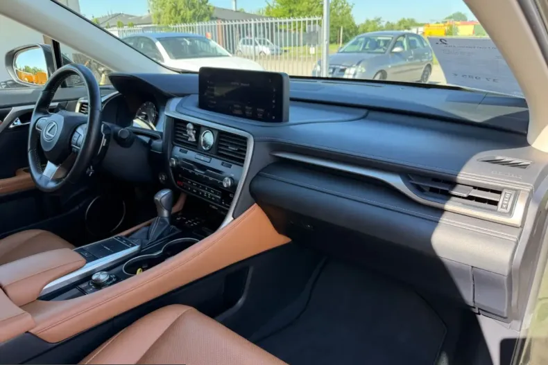 Lexus RX 300 din 2022 cu 83.800 km - oferta LEX237032 - foto 14