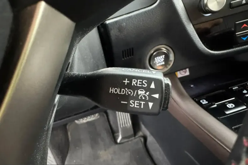 Lexus RX 300 din 2022 cu 98.000 km - oferta LEX237034 - foto 22
