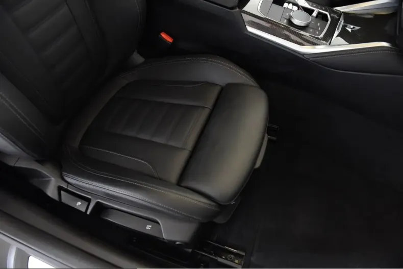 BMW 430i (Seria 4) din 2025 cu 16.388 km - oferta BMW237039 - foto 11