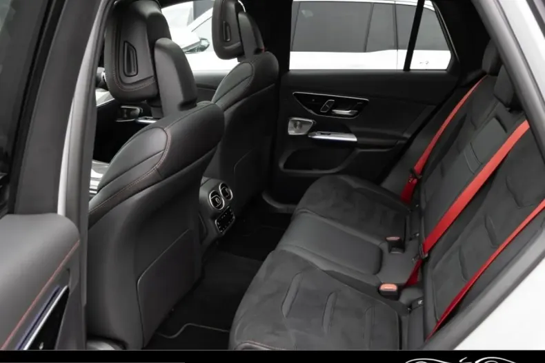 Mercedes-Benz GLC 43 AMG (Clasa GLC) din 2025 cu 12.500 km - oferta MER237048 - foto 11
