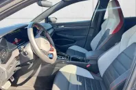 Volkswagen Golf din 2024 cu 15.129 km - oferta VOL237063 - foto 8