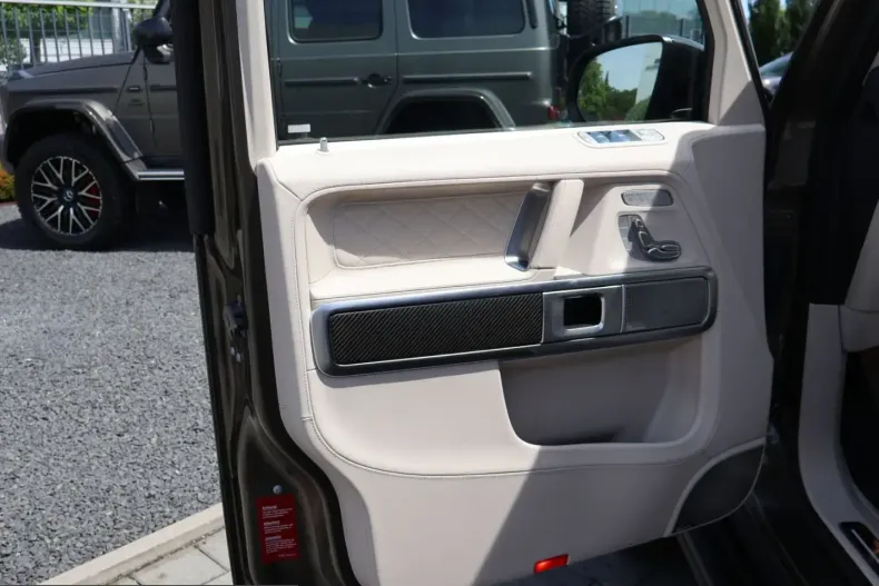 Mercedes-Benz G 63 AMG (Clasa G) din 2024 cu 26.000 km - oferta MER237066 - foto 14