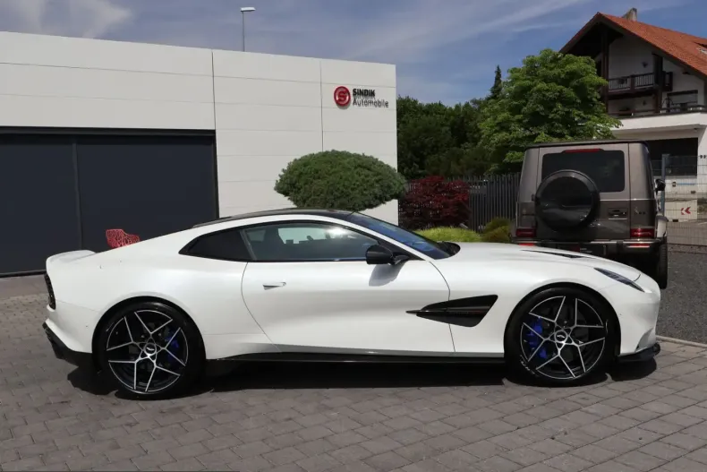 Aston Martin Vanquish din 2024 cu 12.500 km - oferta AST237067 - foto 15