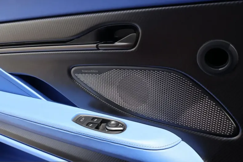 Aston Martin Vanquish din 2024 cu 12.500 km - oferta AST237067 - foto 20