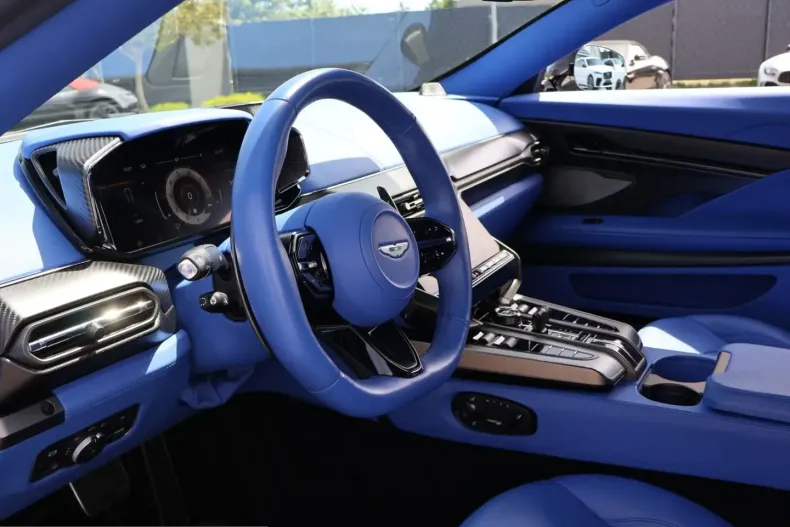 Aston Martin Vanquish din 2024 cu 12.500 km - oferta AST237067 - foto 21