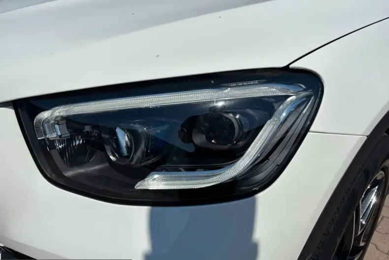 Mercedes-Benz GLC 300 (Clasa GLC) din 2021 cu 49.700 km - oferta MER237073 - foto 9