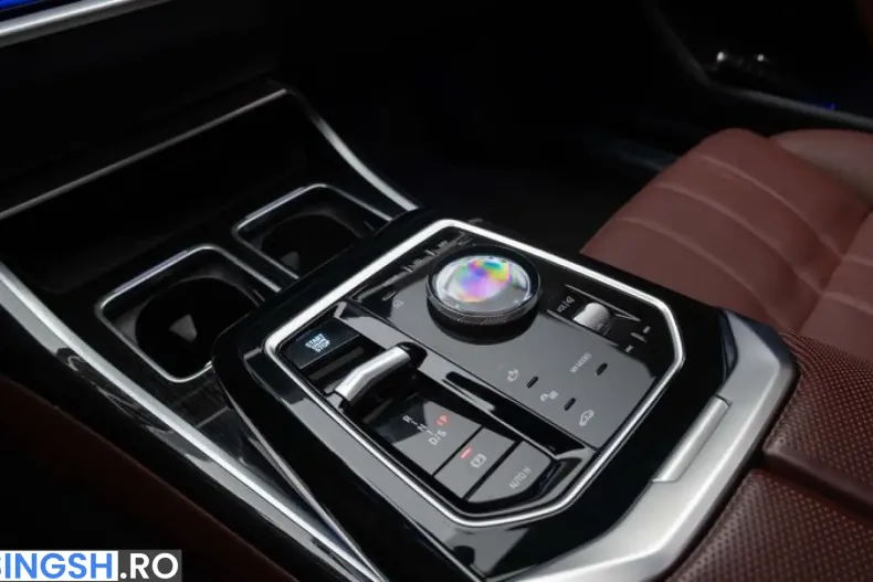 BMW 740 (Seria 7) din 2025 cu 30.900 km - oferta BMW237074 - foto 32