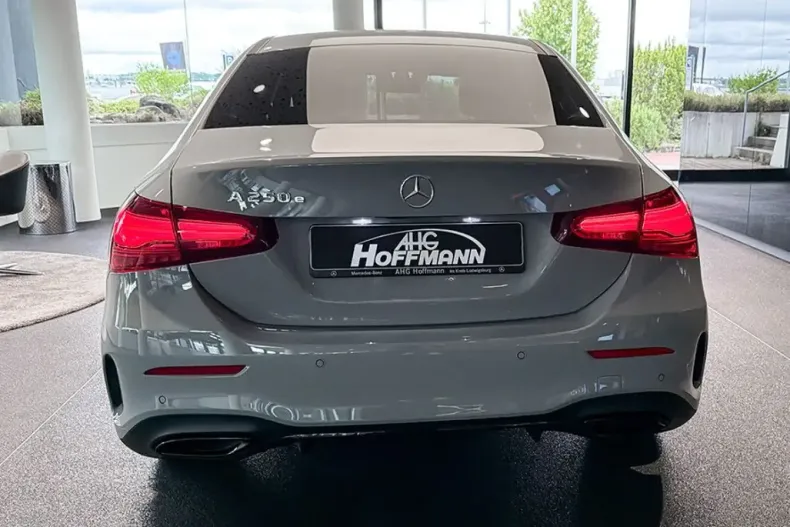 Mercedes-Benz A 250 (Clasa A) din 2025 cu 11.264 km - oferta MER237075 - foto 4