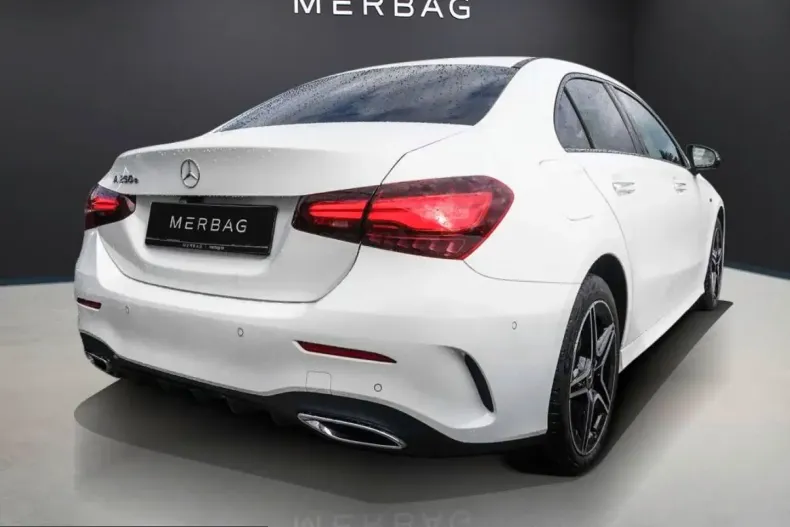 Mercedes-Benz A 250 (Clasa A) din 2025 cu 10.700 km - oferta MER237078 - foto 2