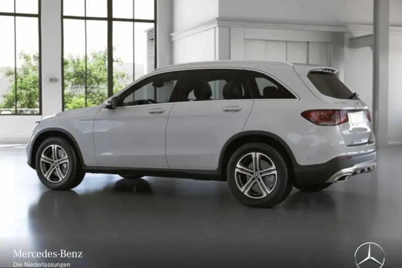Mercedes-Benz GLC 300 (Clasa GLC) din 2021 cu 44.606 km - oferta MER237079 - foto 13