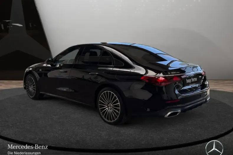 Mercedes-Benz E 300 (Clasa E) din 2025 cu 20.605 km - oferta MER237083 - foto 7