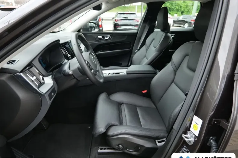 Volvo XC60 din 2023 cu 69.630 km - oferta VOL237084 - foto 6