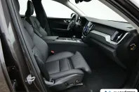 Volvo XC60 din 2023 cu 69.630 km - oferta VOL237084 - foto 13