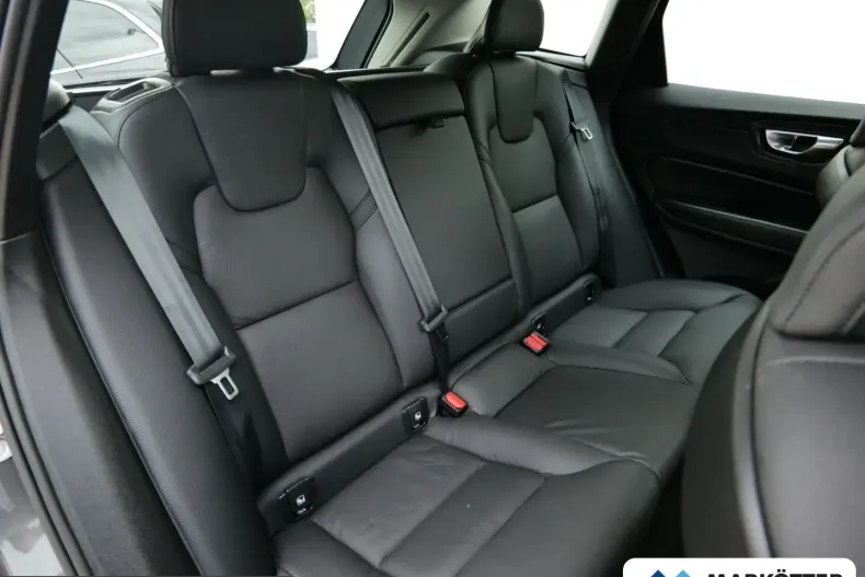 Volvo XC60 din 2023 cu 69.630 km - oferta VOL237084 - foto 17