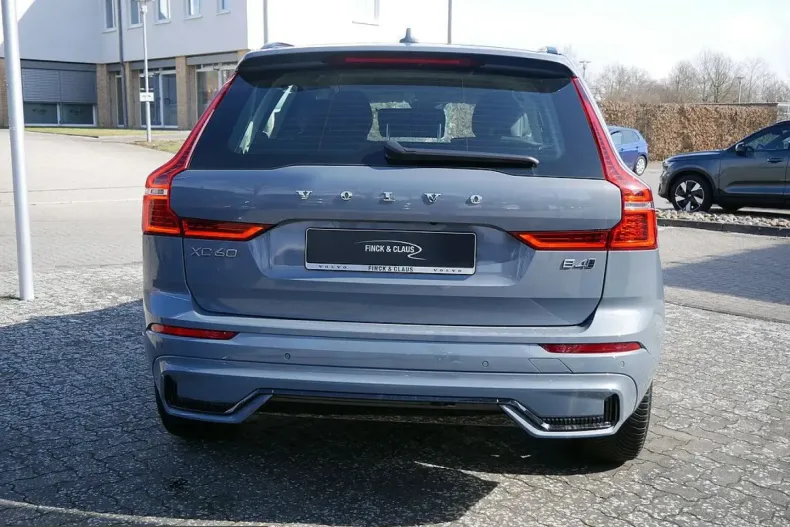Volvo XC60 din 2023 cu 91.000 km - oferta VOL237086 - foto 6