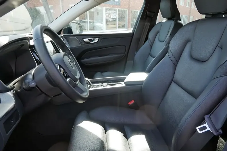 Volvo XC60 din 2023 cu 91.000 km - oferta VOL237086 - foto 21