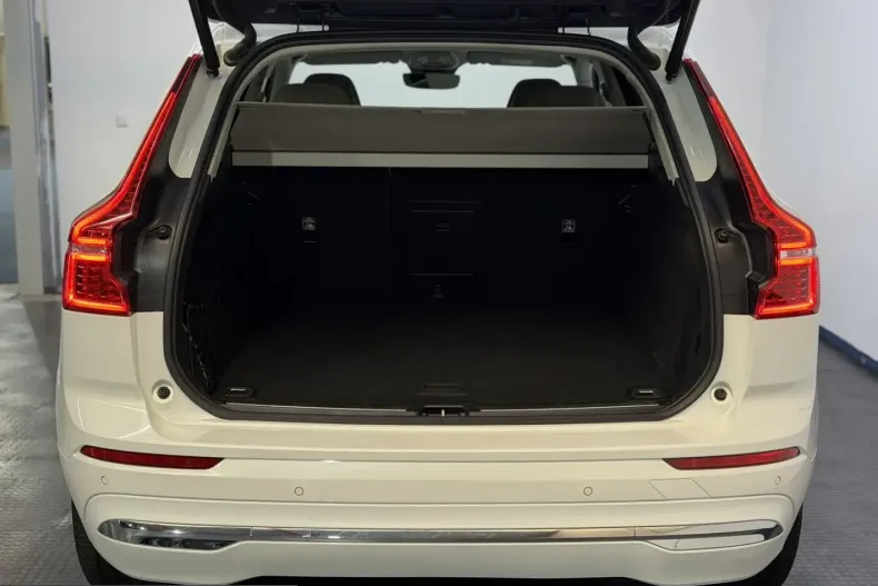 Volvo XC60 din 2023 cu 61.000 km - oferta VOL237088 - foto 7