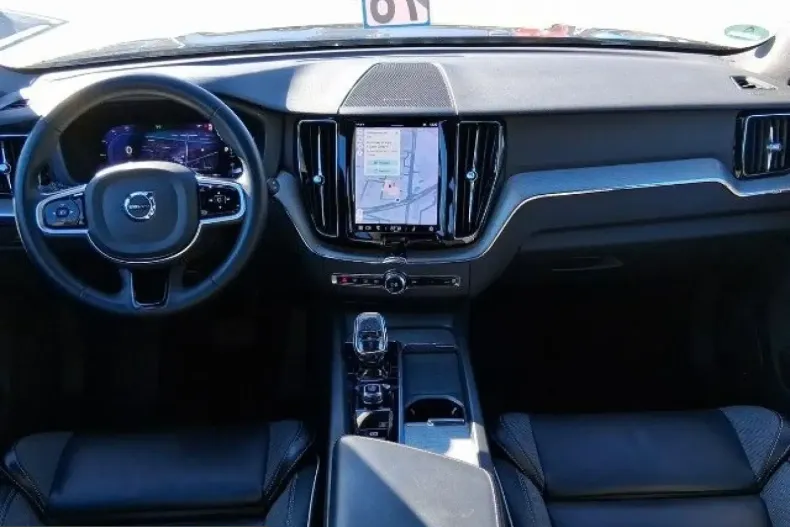 Volvo XC60 din 2023 cu 94.200 km - oferta VOL237090 - foto 12